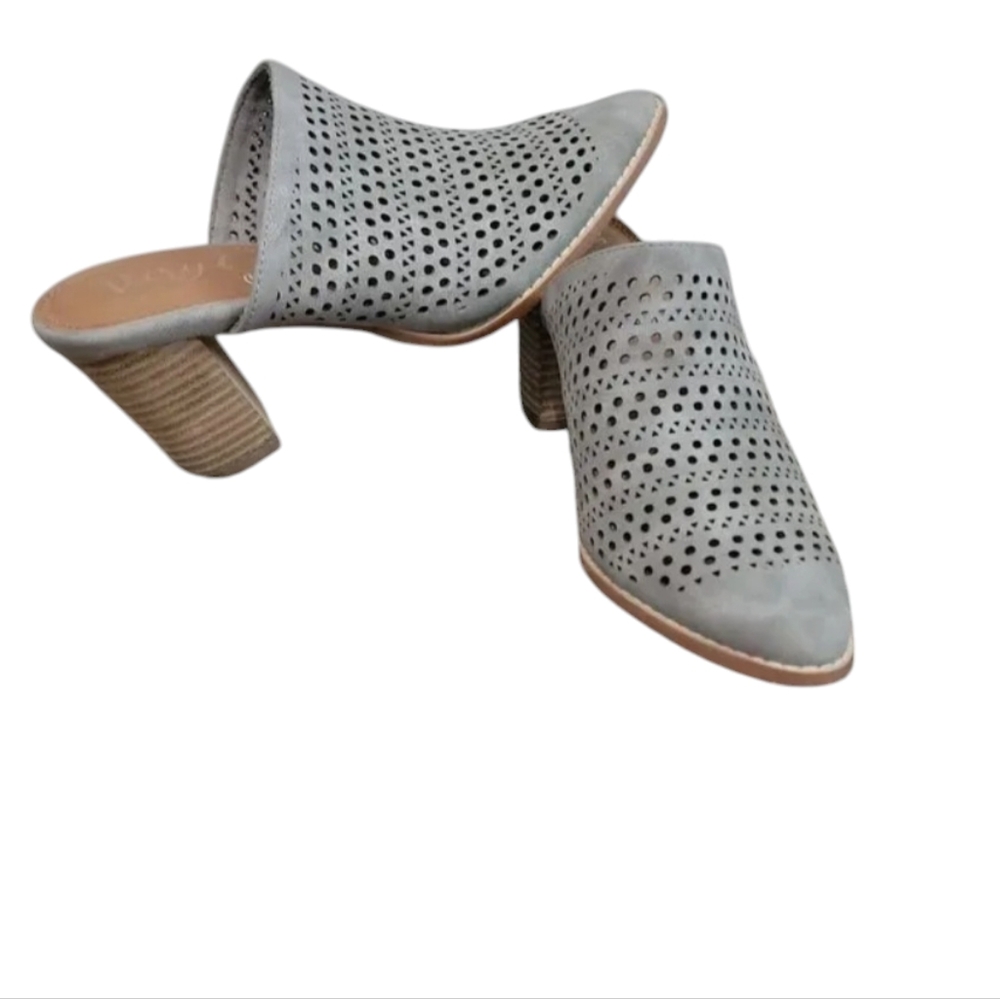 VERY G Gray Perforated Women's Chunky Heel Mules sz 7.5